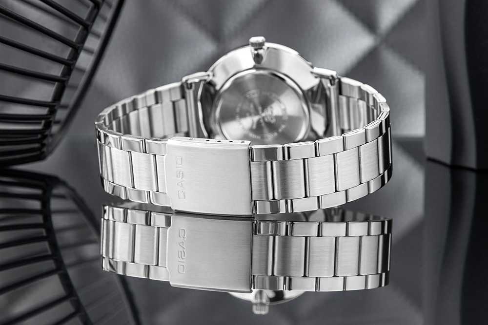 Vyriškas laikrodis CASIO MTP-VT04D-8EDF + DĖŽUTĖ