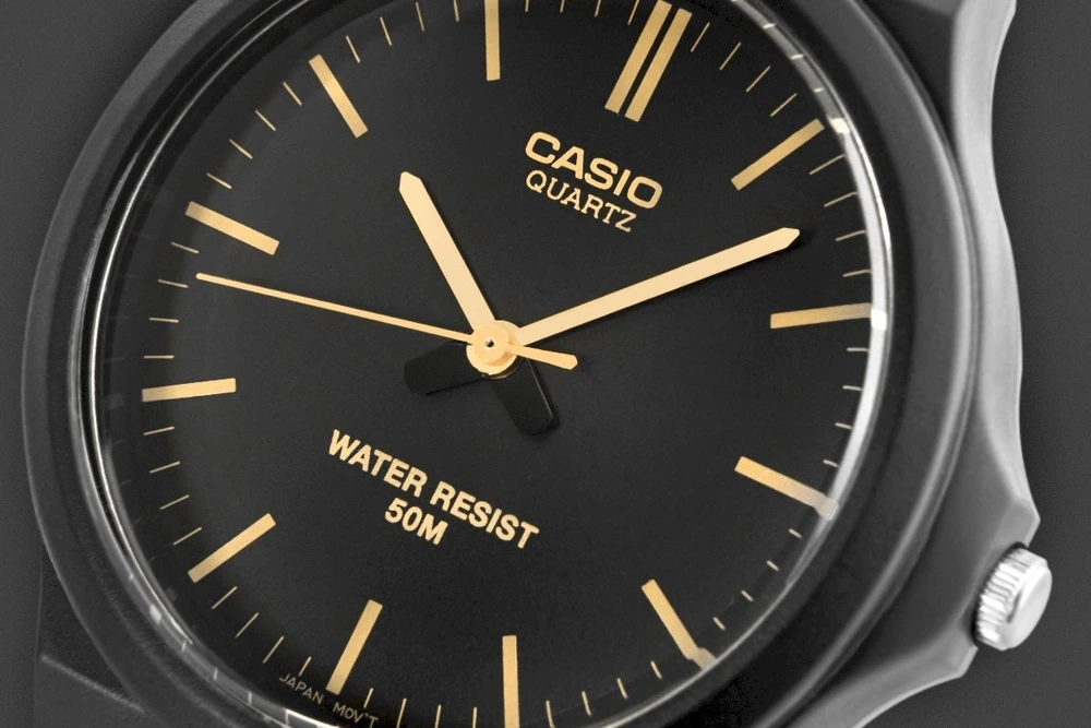 Casio MW-240-1E2VEF