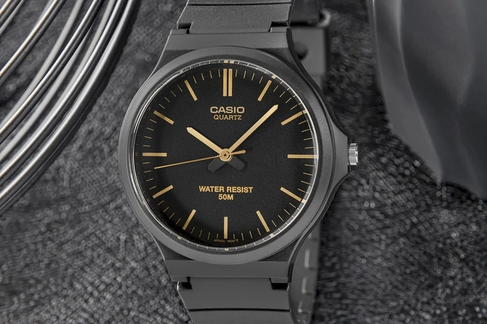 Casio MW-240-1E2VEF