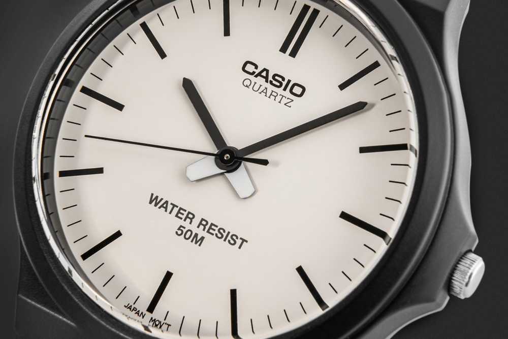 VYRIŠKAS LAIKRODIS CASIO MW-240-7E (zd166i) – CLASSIC + BOX