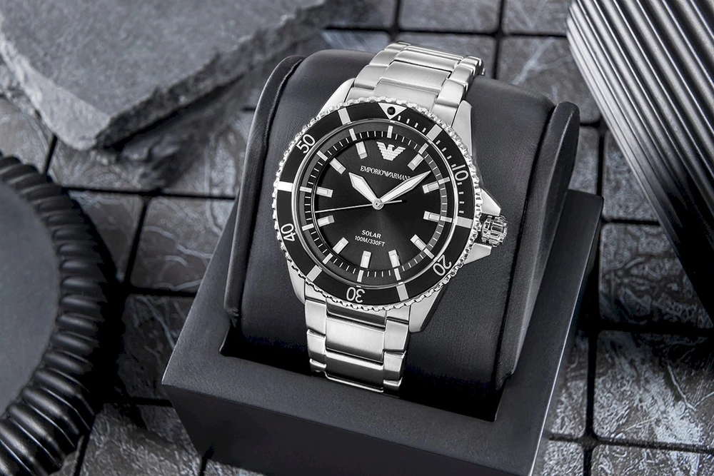 Vyriškas laikrodis EMPORIO ARMANI World Explorer AR11787 + DĖŽUTĖ
