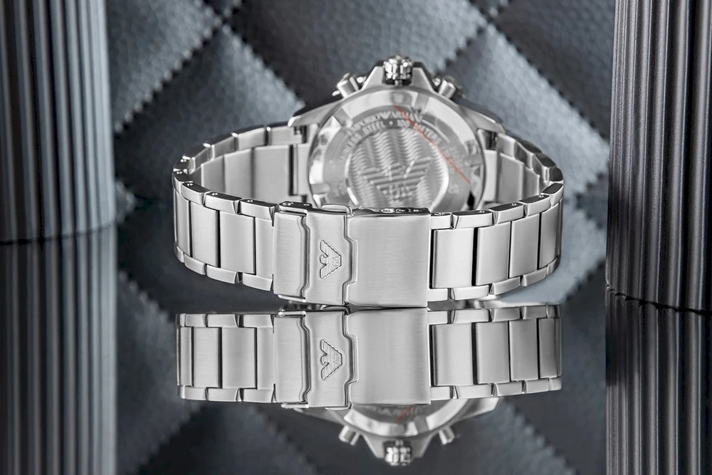 Vyriškas laikrodis EMPORIO ARMANI World Explorer AR11739 + DĖŽUTĖ