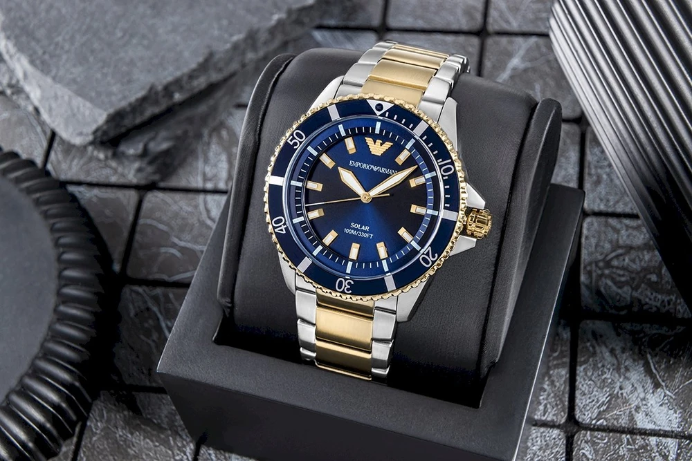 Vyriškas laikrodis EMPORIO ARMANI World Explorer AR11738 + DĖŽUTĖ