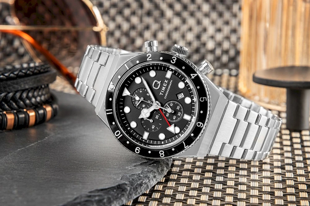 Vyriškas laikrodis TIMEX Q Timex 3 laiko zonų chronografas TW2V69800 + DĖŽUTĖ