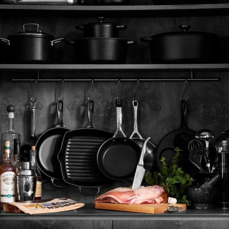 Virtuvės Indai - Le Creuset Signature Kvadratinė Keptuvė 26cm Indaplovėje Saugi Juoda
