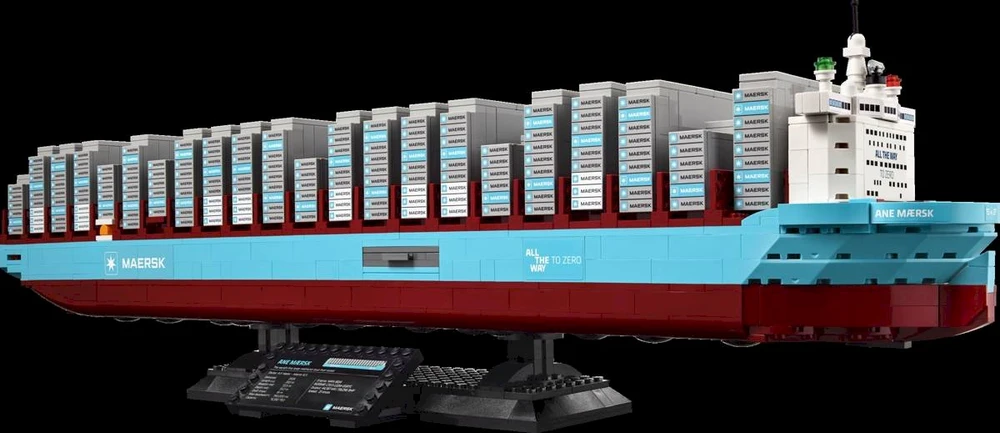 LEGO Kontenerowiec su Napędem Dual-Fuel Maersk 40955