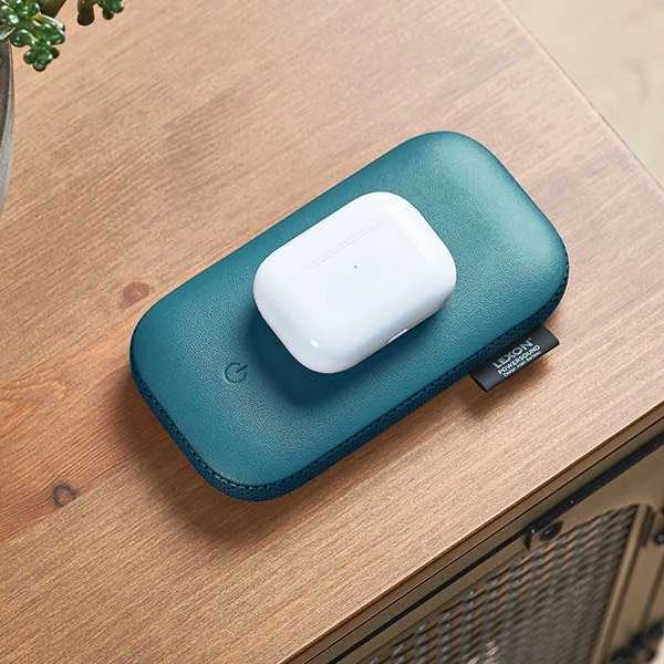 Lexon Powersound 5000 mAh belaidis išorinis akumuliatorius su „Bluetooth“ garsiakalbiu, tamsi mėlynas LA128DB