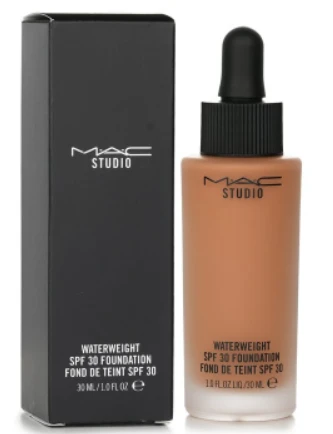 MAC Studio Waterweight ilgai išliekantis skystas makiažo pagrindas su vitaminu E NC45 SPF 30, 30 ml
