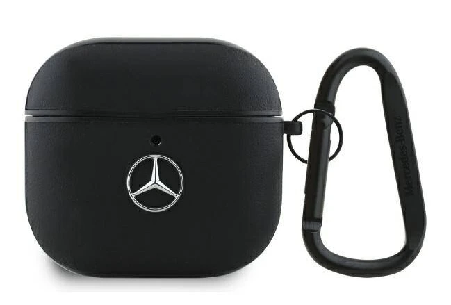 Mercedes MEA4CSLBK AirPods 4 dėklas, juodas, odinis su metaliniu logotipu