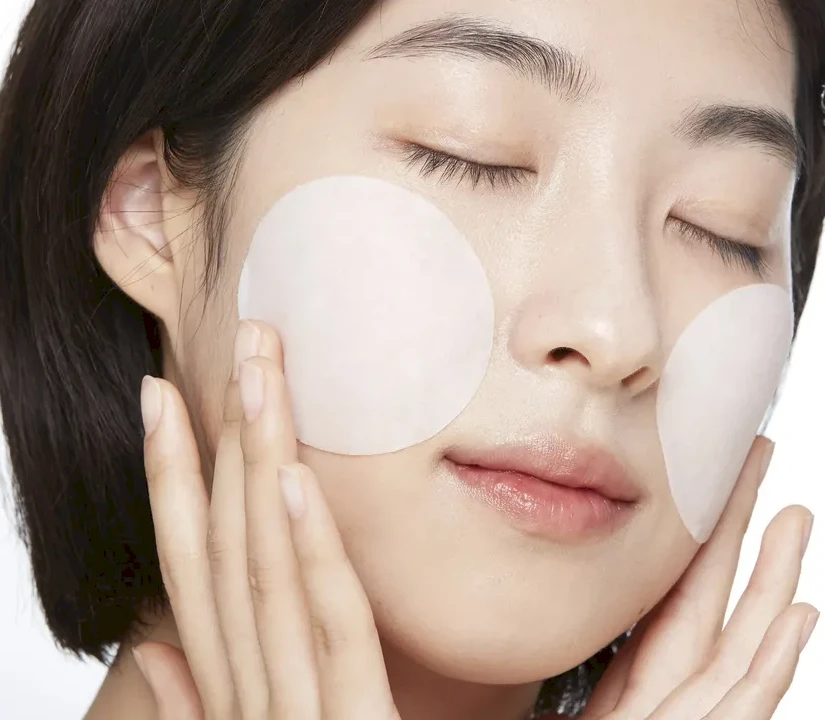 Missha Super Aqua Ultra Hyalron Toneris Pads drėkinantys padeliai veidui, 90 vnt.