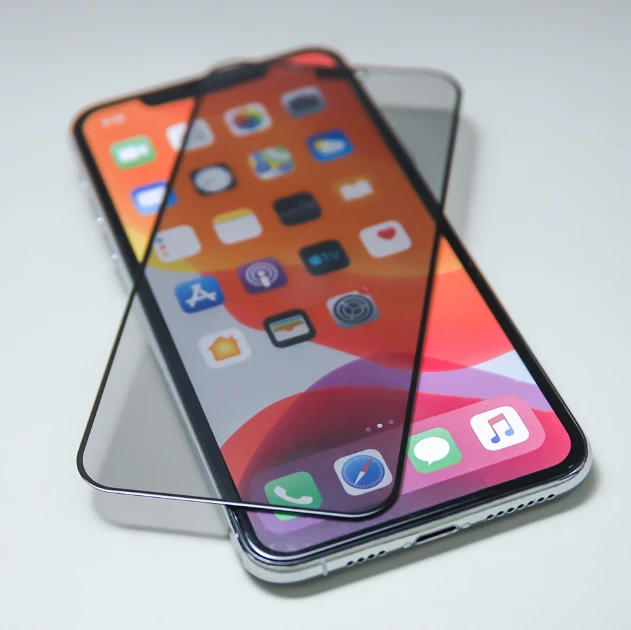„Mocco Privacy“ grūdintas stiklas, skirtas Apple iPhone 17 Air.