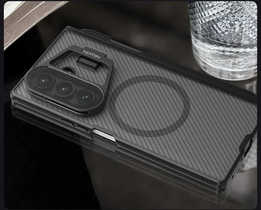 Nillkin CamShield Prop Magnetic Pen Slot dėklas skirtas Samsung Galaxy Z Fold 7 skaidrus juodos spalvos