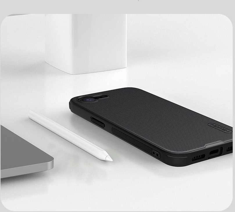 Nillkin Super Frosted PRO Back Apple iPhone 16e dėklas telefonui juodos spalvos