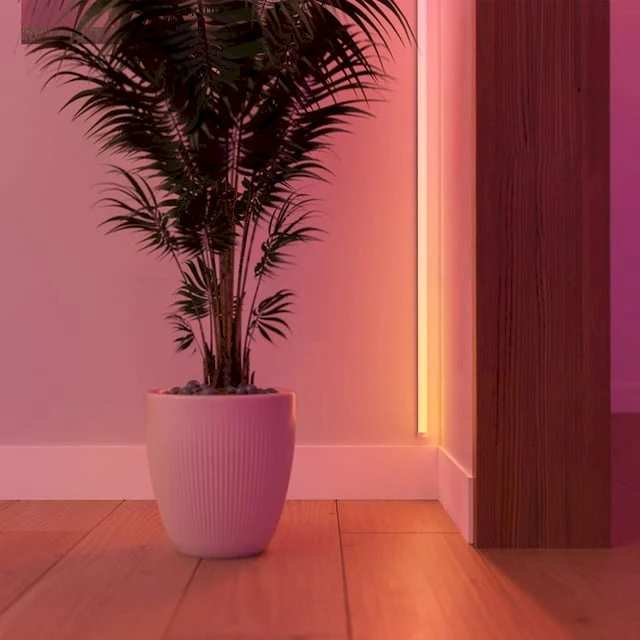 „Philips Hue OmniGlow“ šviesos juostelė, 3 m | 40 W | „Bluetooth“, „Zigbee“