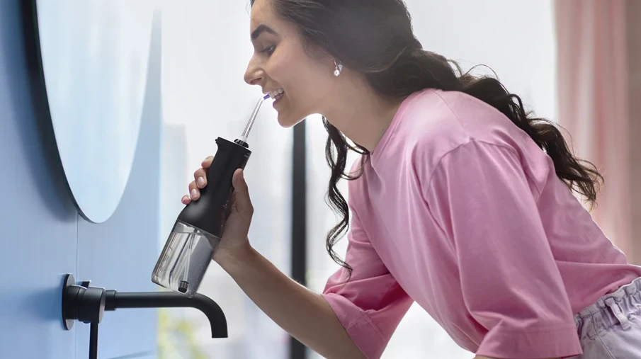 Burnos irigatorius ir dantų šepetėlis Philips Sonicare Cordless Power Flosser „DiamondClean 9000“  HX3886/43