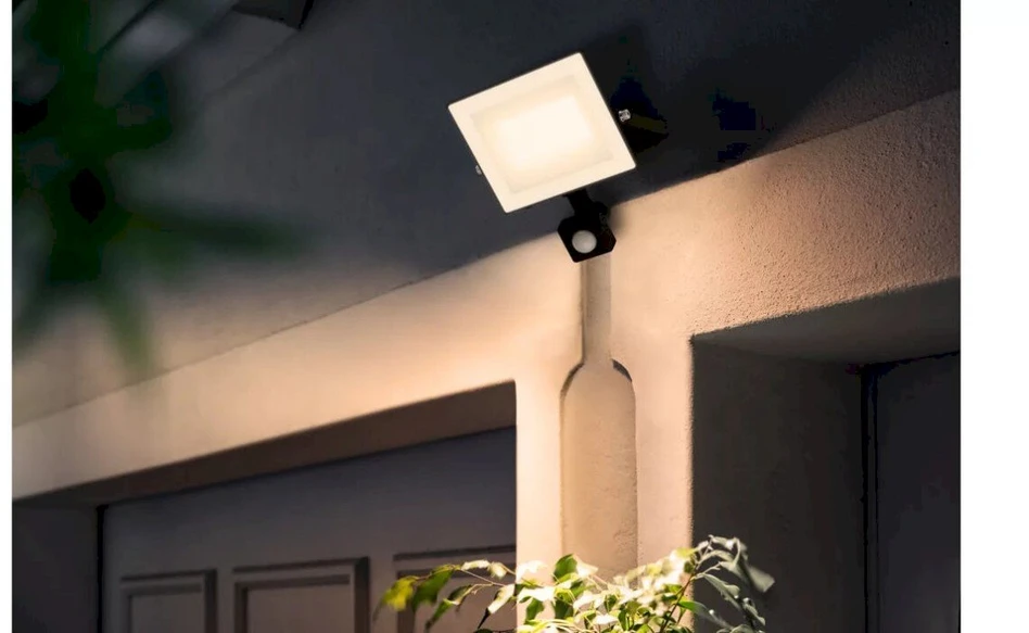 Philips Lois LED prožektorius 30W | 3200lm | 3000K | IP65 | Judesio jutiklis | Priblėsimos šviesos jutiklis | Juoda