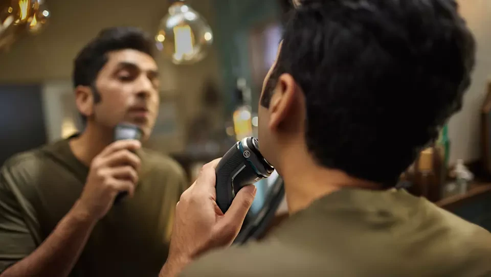 Philips Shaver 3000 Series Drėgnojo ir sausojo skutimo elektrinė barzdaskutė S3343/13