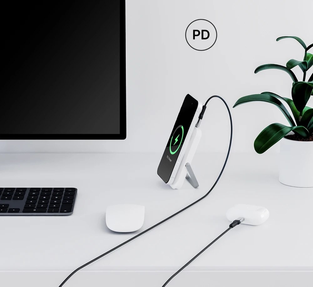 „Qualo QMPB5-LD-00 MagSafe“ belaidis įkroviklis, 10000 mAh / LED / 20 W / USB-C / „Lightning“