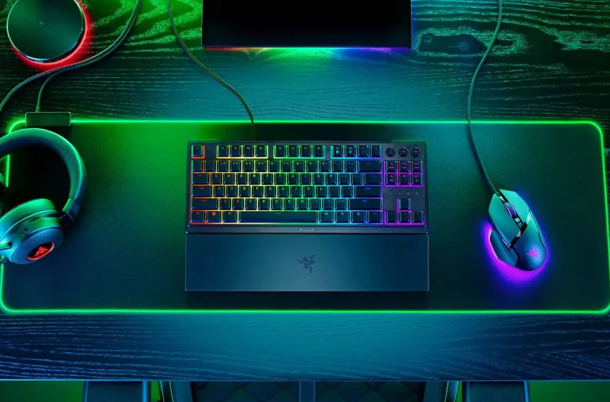 Razer | Ornata V3 Tenkeyless | Mechaninė klaviatūra žaidimams | su laidu | RGB LED pašvietimas | NORD | Juodas