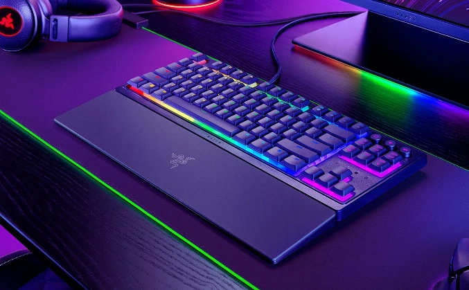 Razer | Ornata V3 Tenkeyless | Mechaninė klaviatūra žaidimams | su laidu | RGB LED pašvietimas | US | Juodas