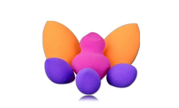 Real Techniques Sponges Set makiažo kempinėlių rinkinys (kempinėlė pagrindo tepimui x2 + mini kempinėlė x3 + kempinėlė kontūravimui)