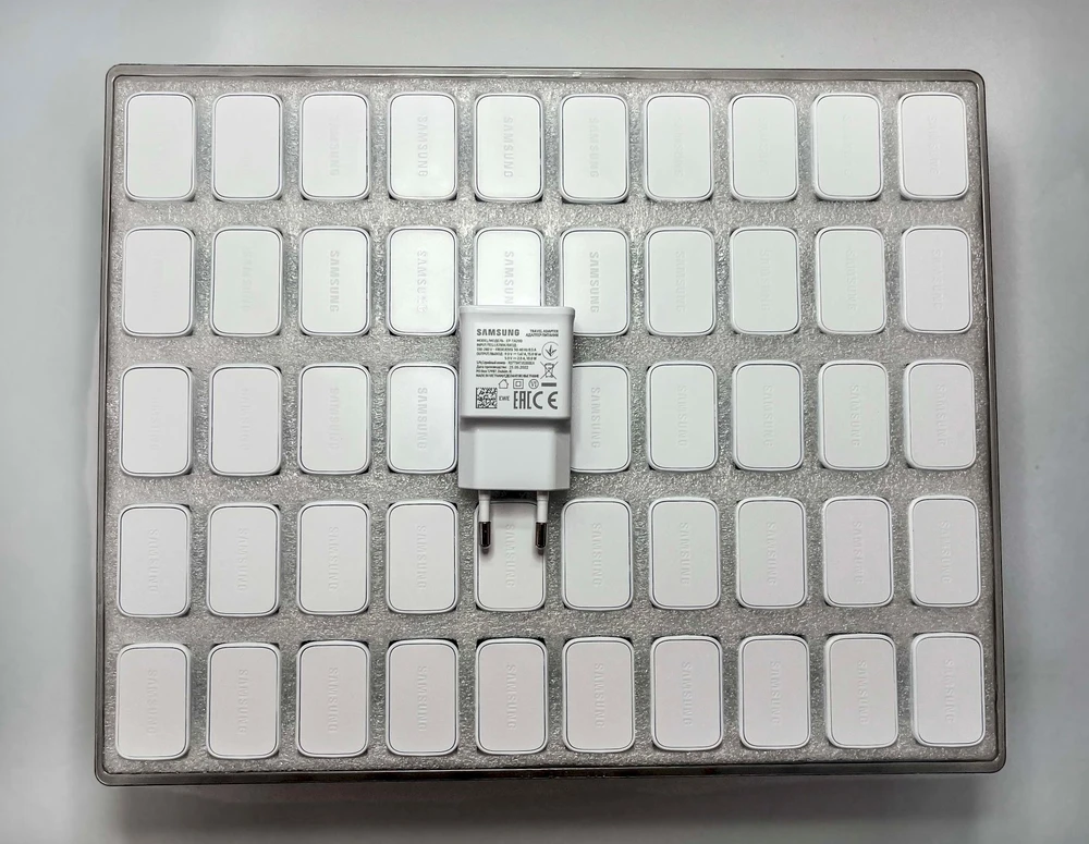 CHARGER SAMSUNG EP-TA200 2A Baltas BULK