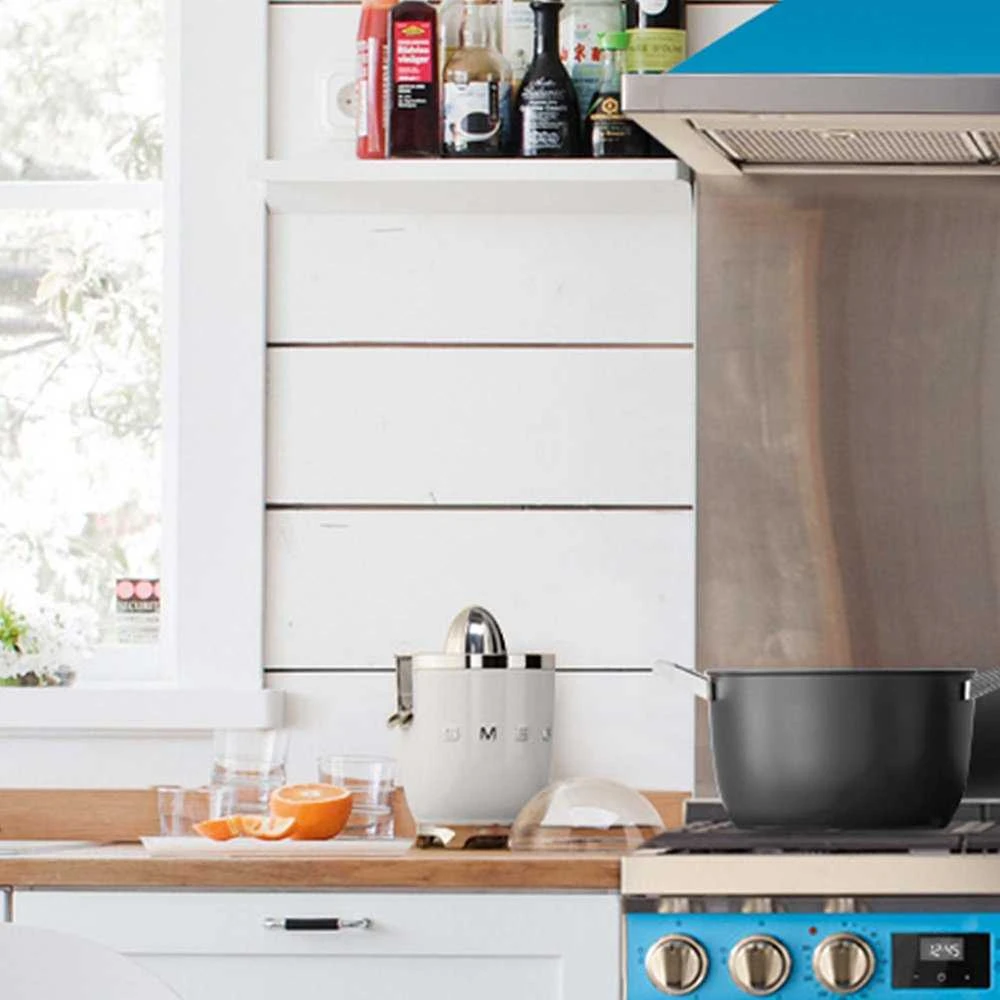 Smeg Citrusinių vaisių sulčiaspaudė CJF11WHEU, blizgi balta