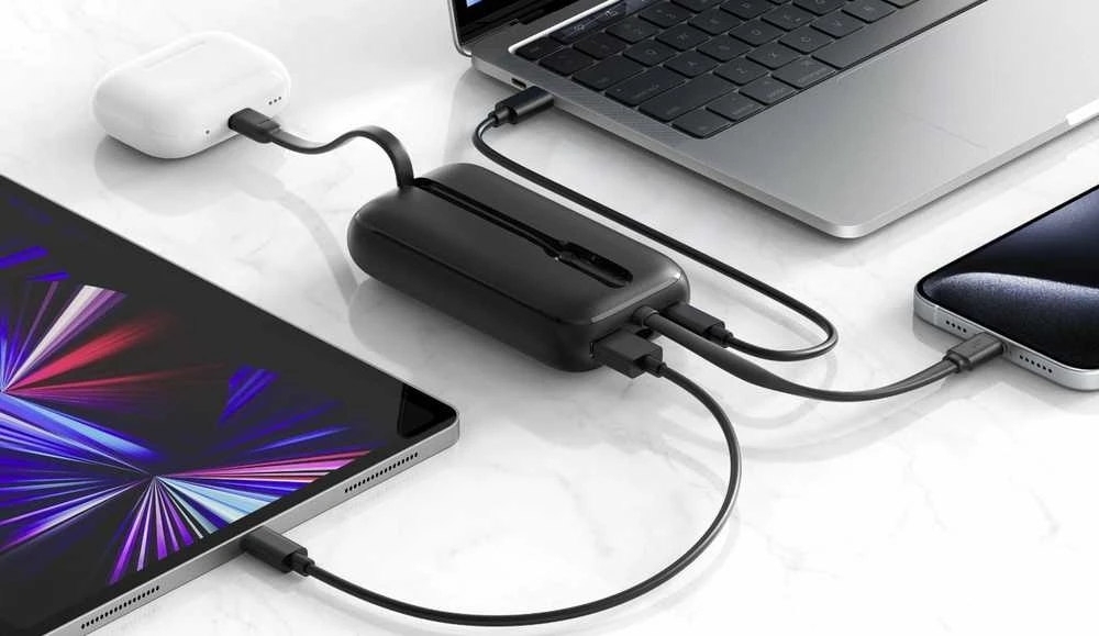 „Swissten Voltbox“ 35 W išorinė baterija, 10000 mAh, su integruotais USB-C ir „Lightning“ laidais