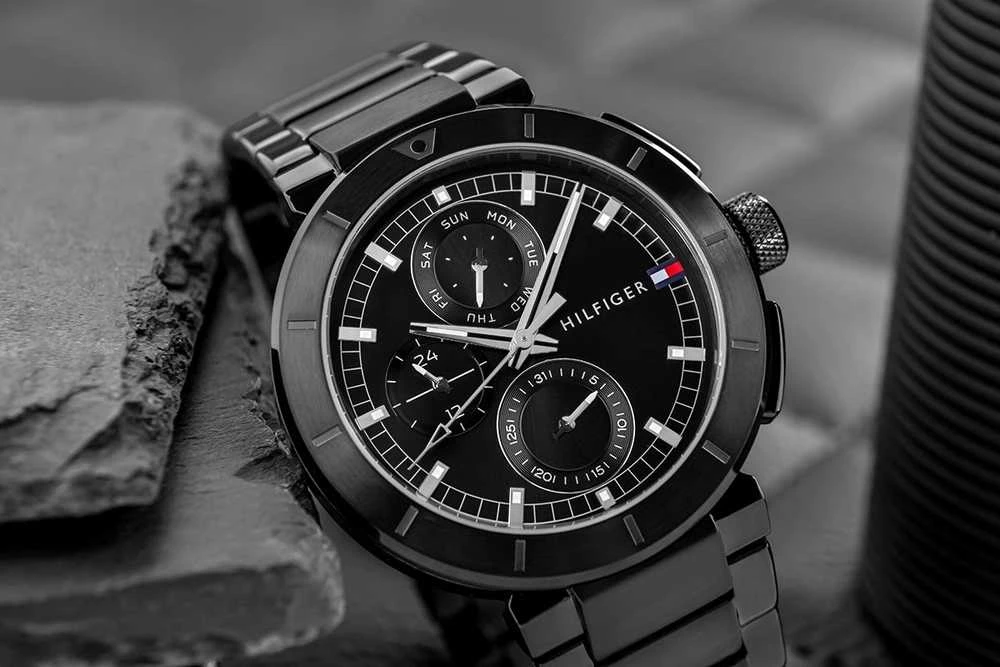 Laikrodis TOMMY HILFIGER 1792119. Kvarcas, Juoda Spalva. Vyriški.