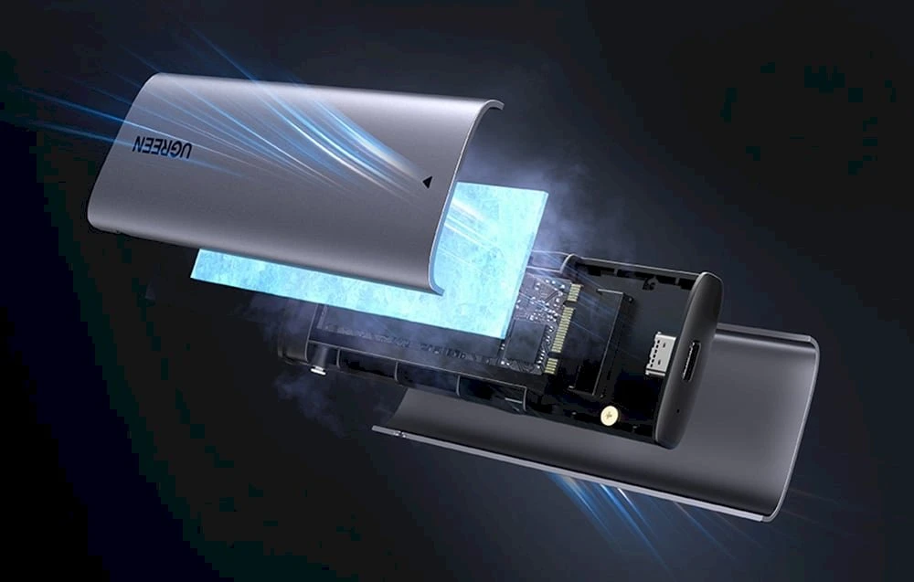 Ugreen CM767 M.2 NVMe/SATA SSD Disk Dėklas - sidabro spalvos