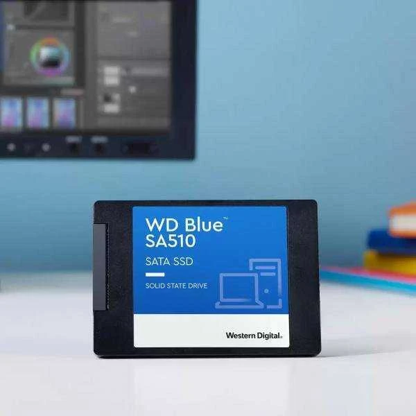 WD Mėlyna SA510 SSD 1TB SATA III 6Gb/s korpusas 2.5" 7mm vidinė vienguba pakuotė, maitinama „SANDISK“