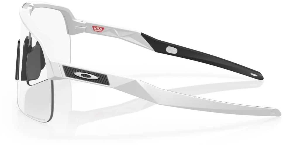 Oakley Sutro Lite balti akiniai šoniniu kampu