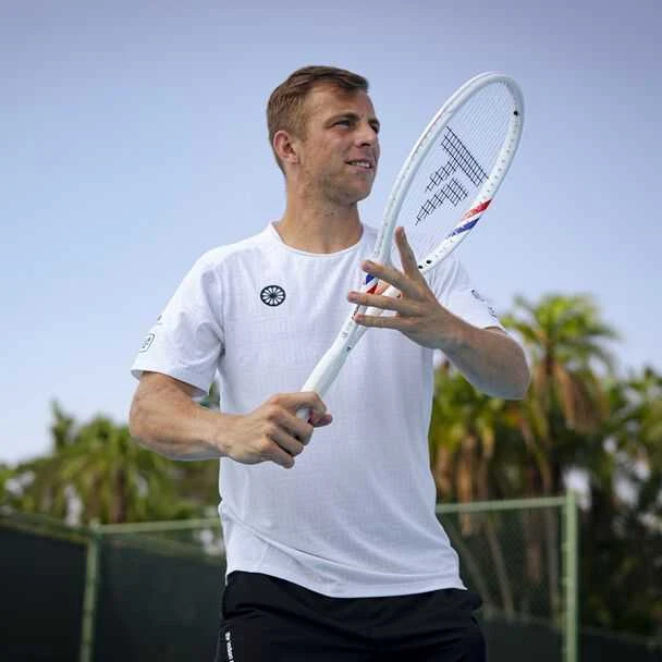 TECNIFIBRE TFIGHT 270 teniso raketė (Dydis: 2)