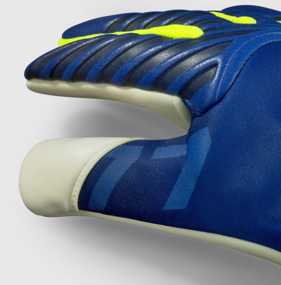 VARTININKO PIRŠTINĖS SELECT 77 Super Grip v26 DYDIS 9