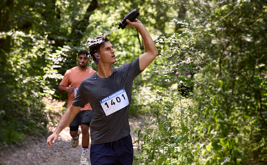 Belaidės ausinės JBL Endurance Pace, juodos spalvos aprašymas - Prekės nuotrauka