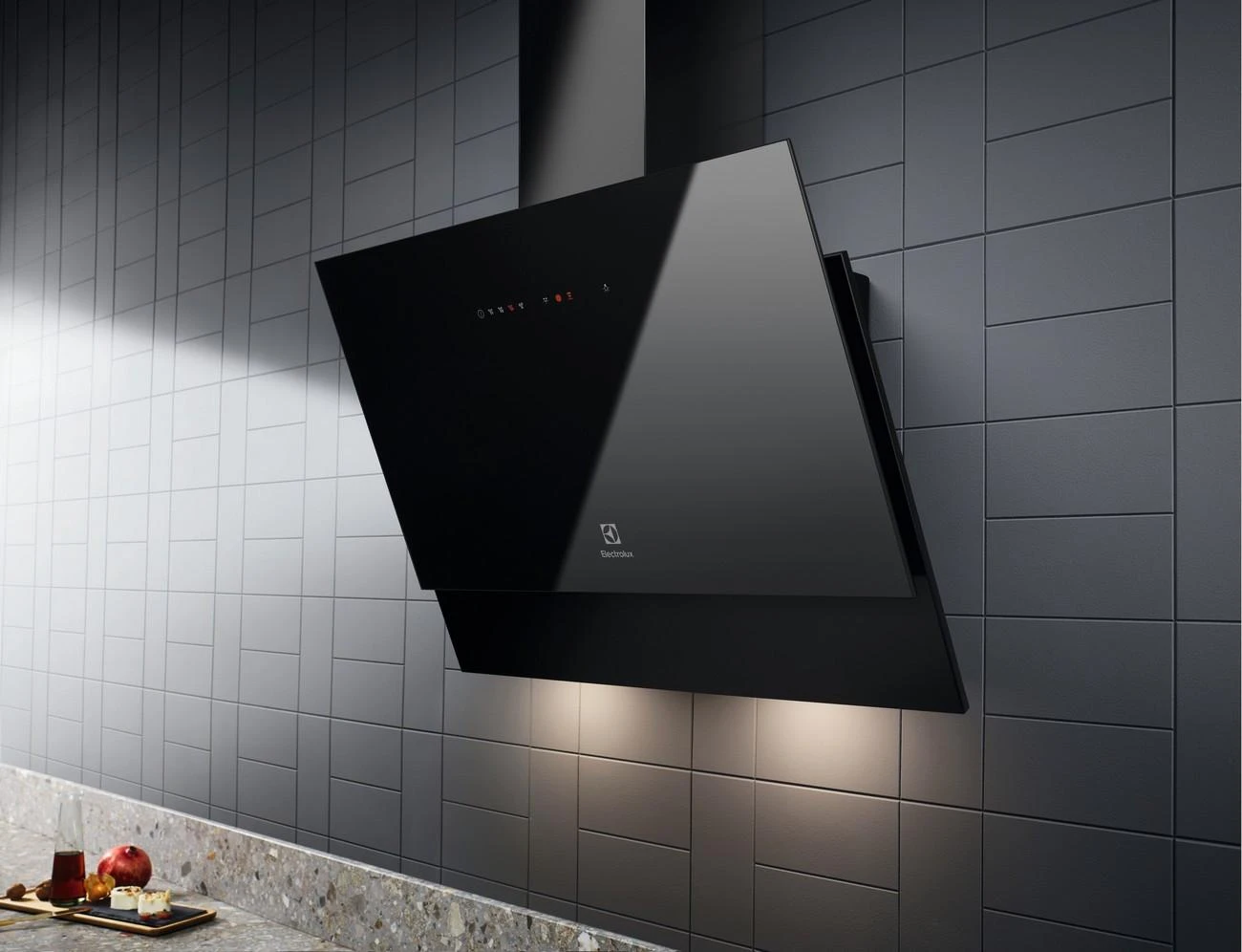 60 cm kamino tipo juodos spalvos gartraukis Electrolux LFV416K