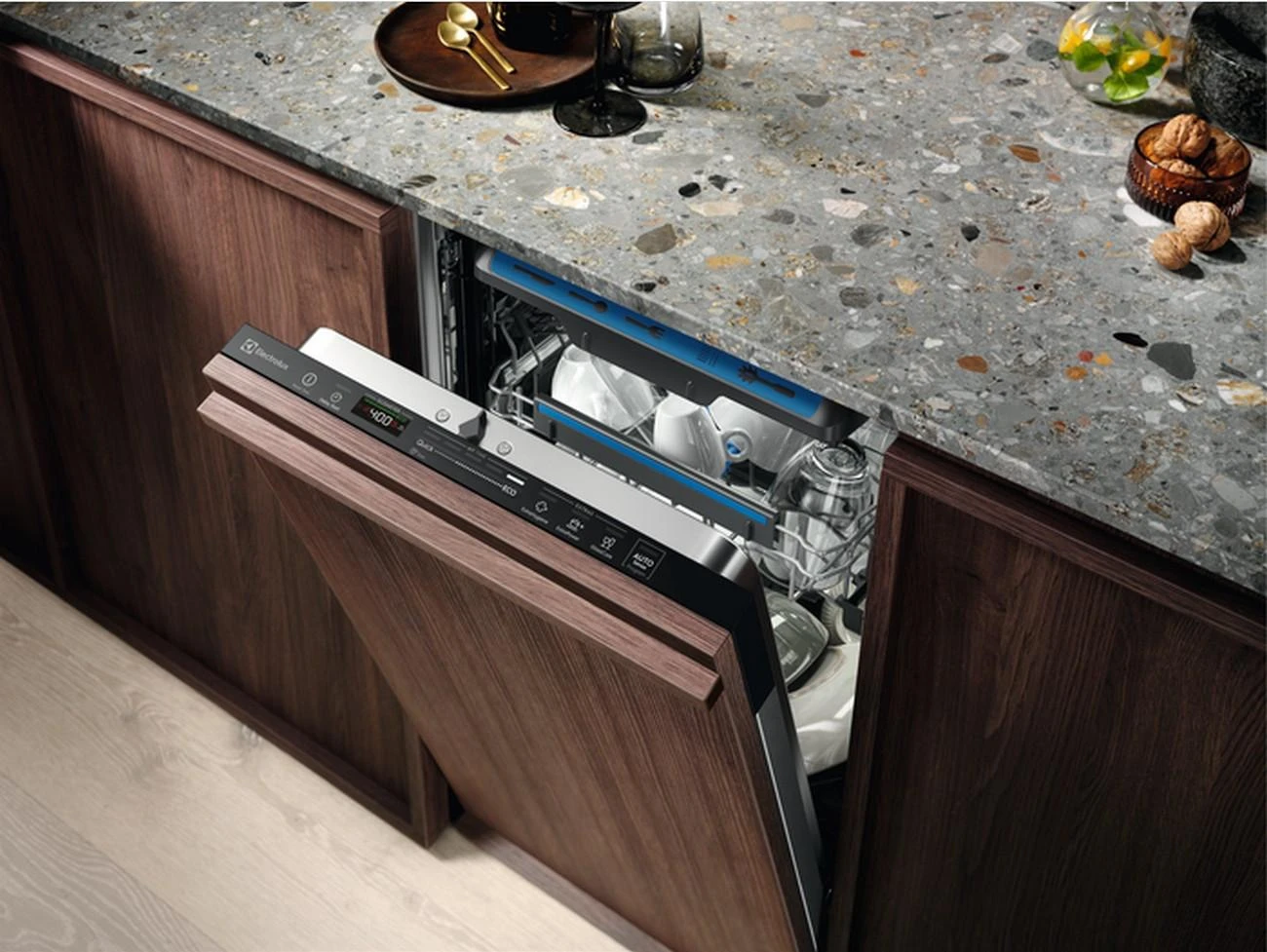 Įmontuojama indaplovė Electrolux EEM63301L