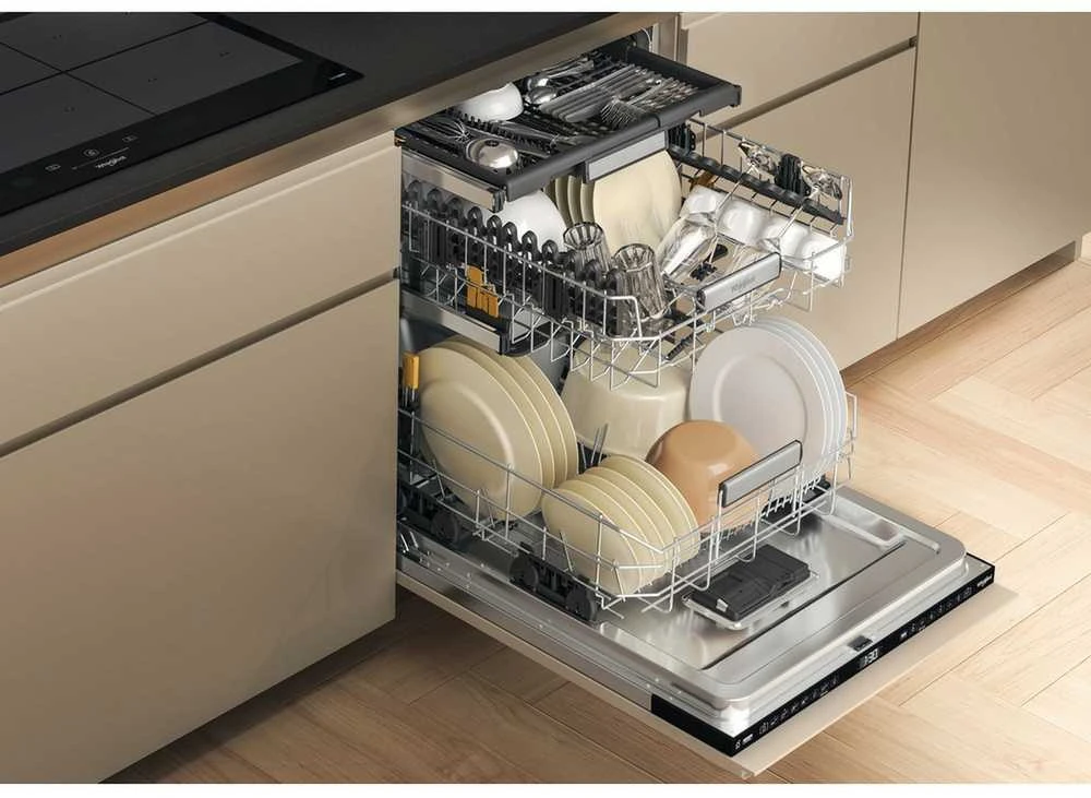 Įmontuojama indaplovė Whirlpool W7I HF60 TUS