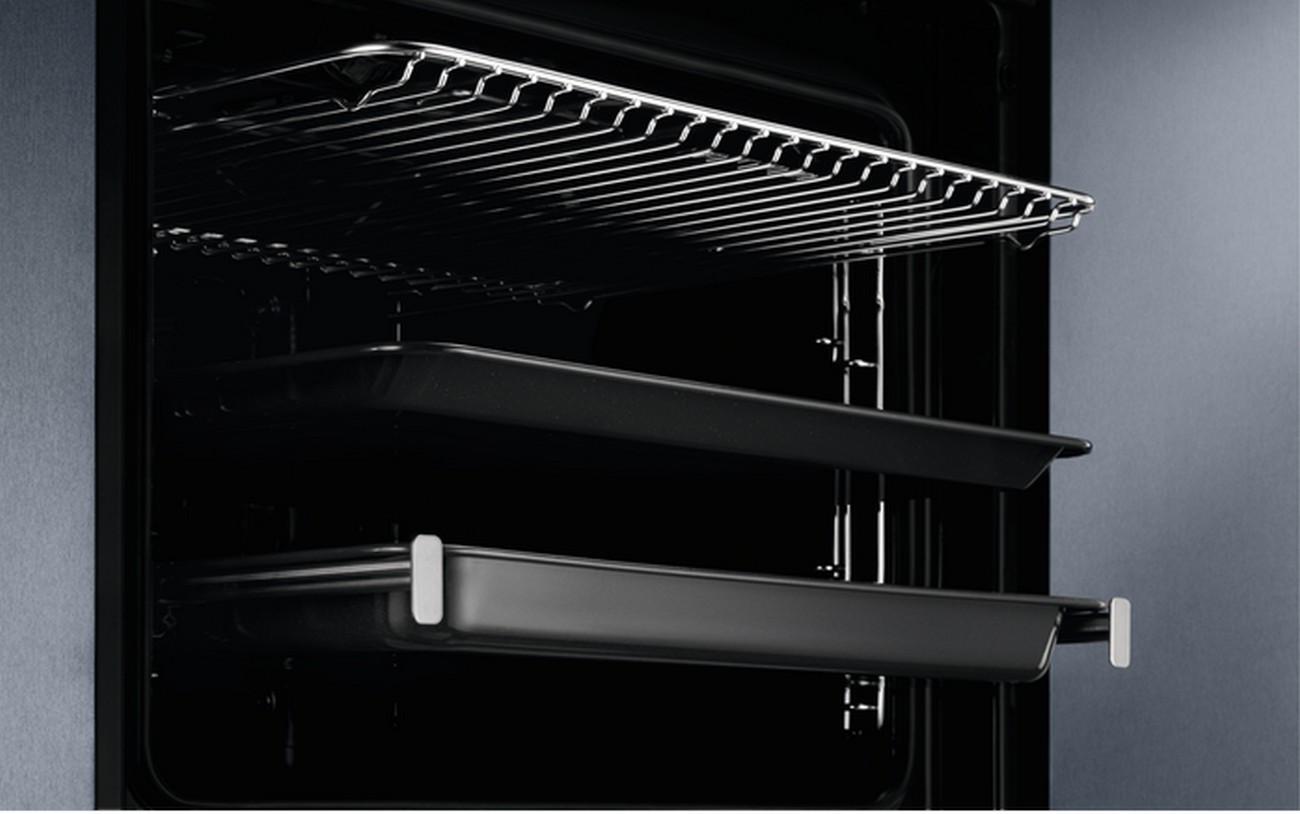Orkaitė Electrolux EOE8P39WX
