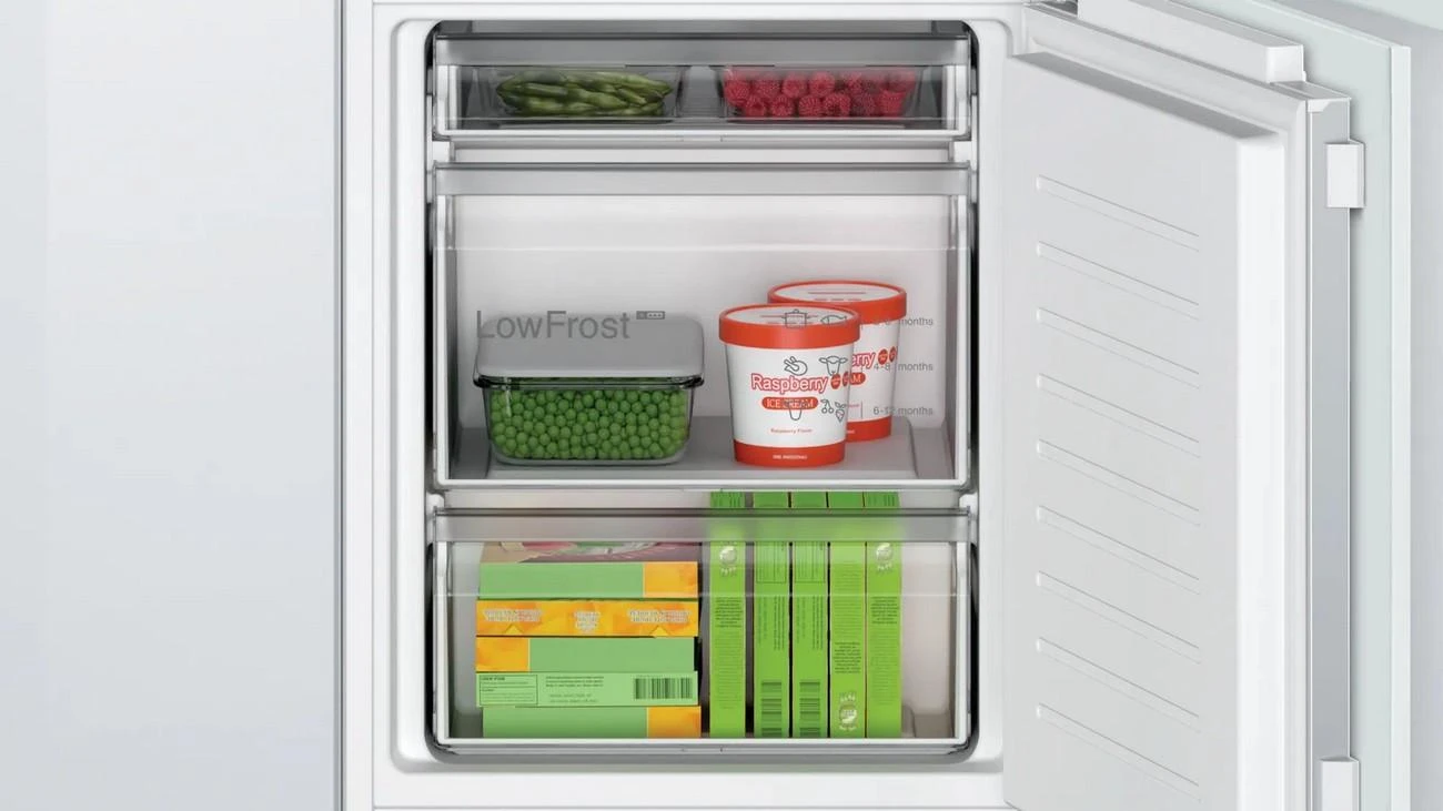 Įmontuojamas šaldytuvas Bosch KIV86VFE1 4 serija, Baltos spalvos
