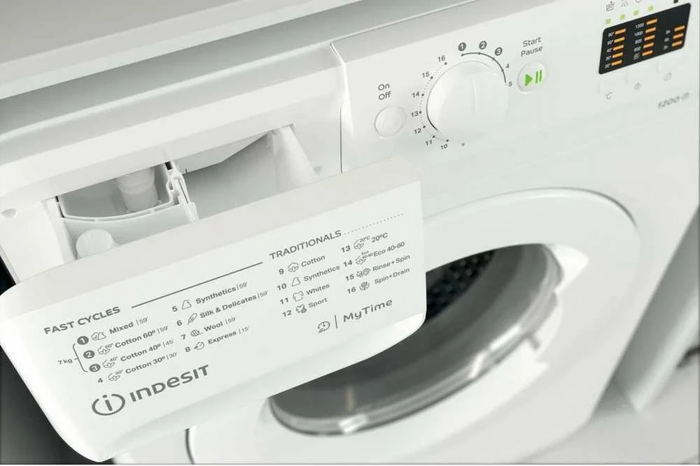 Indesit MTWA71252W Laisvai pastatoma skalbimo mašina su durimis priekyje 7,0 kg, baltos spalvos