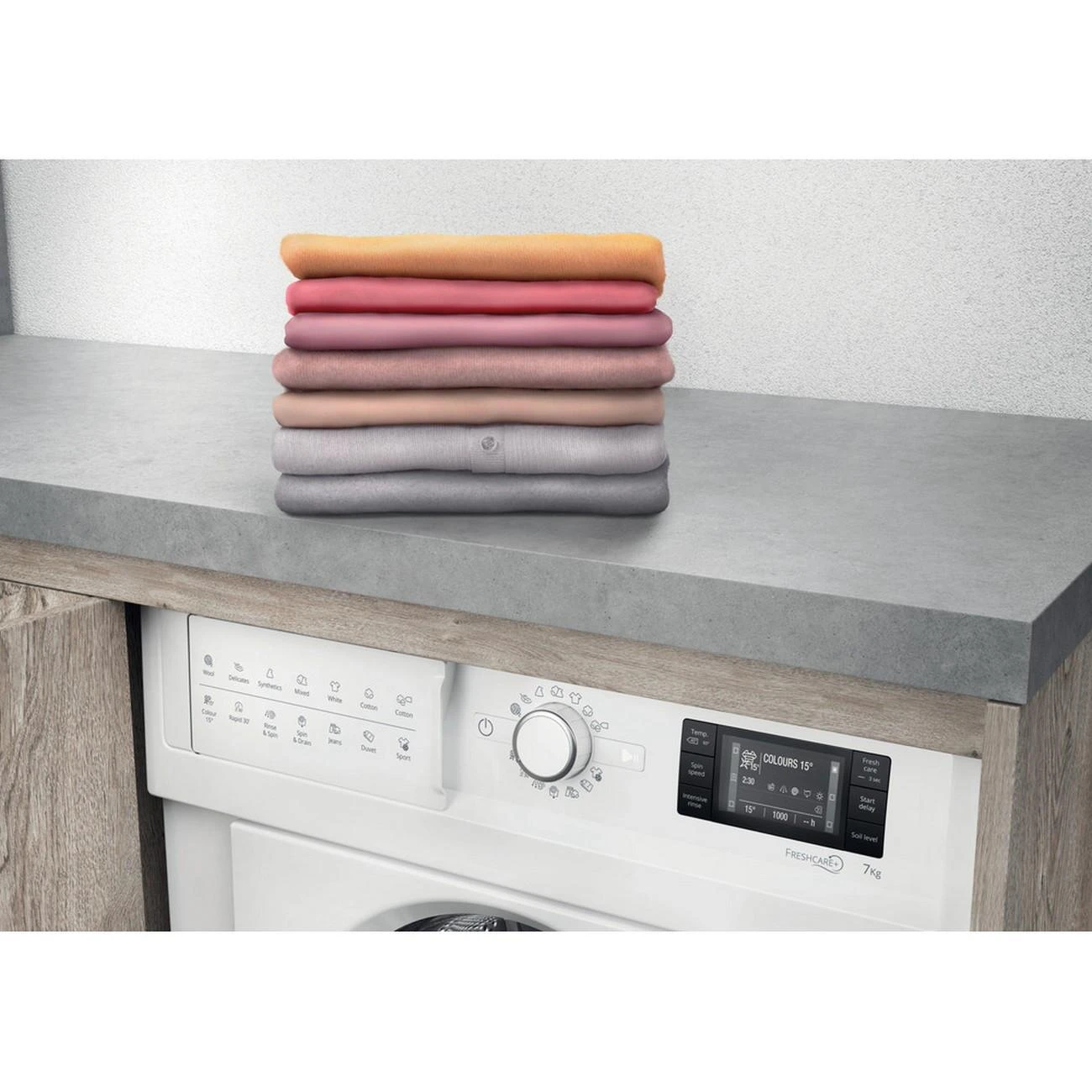 Įmontuojama skalbimo mašina Whirlpool BI WMWG 71483E EU N