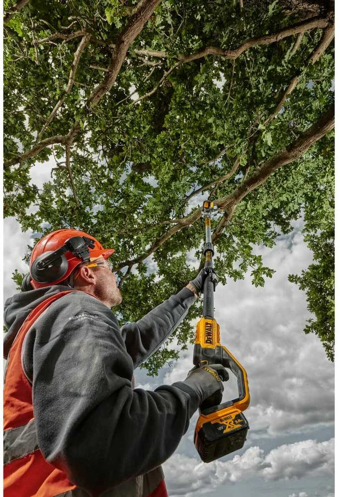 DEWALT teleskopinė aukštapjovė DCMPS567N, 18V, 20cm, ilgis 2-3m, be akumuliatoriaus ir kroviklio