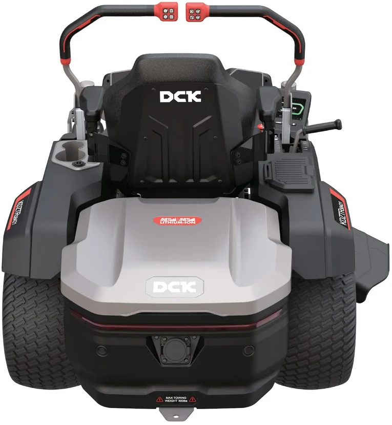 Limited Rinkinys Akumuliatorinis nulinio apsisukimo vejos traktorius 58V, 106 cm, DCK (1 x 40Ah + 2 x 7,5Ah akumuliatoriai ir įkroviklis 1800W) ir universali krovimo stotelė 110-240V, 3600W, DCK