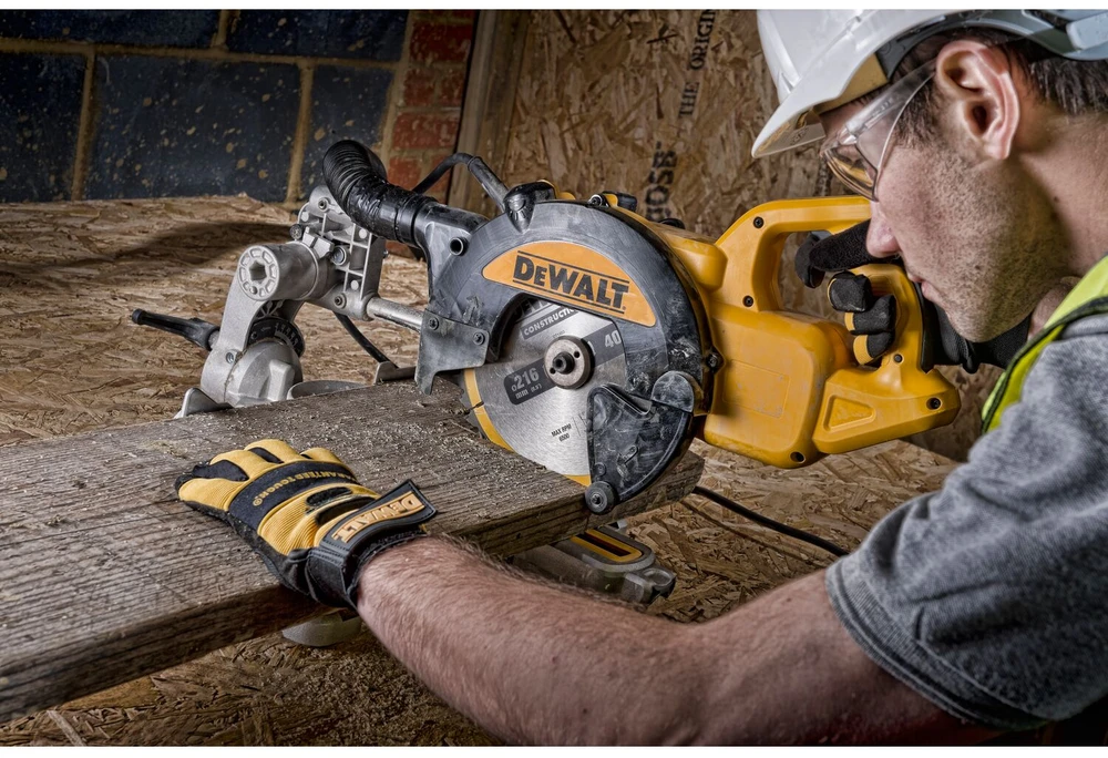 Pjovimo diskas medienai DeWalt; 216x2,6x30,0 mm; Z40; -5°