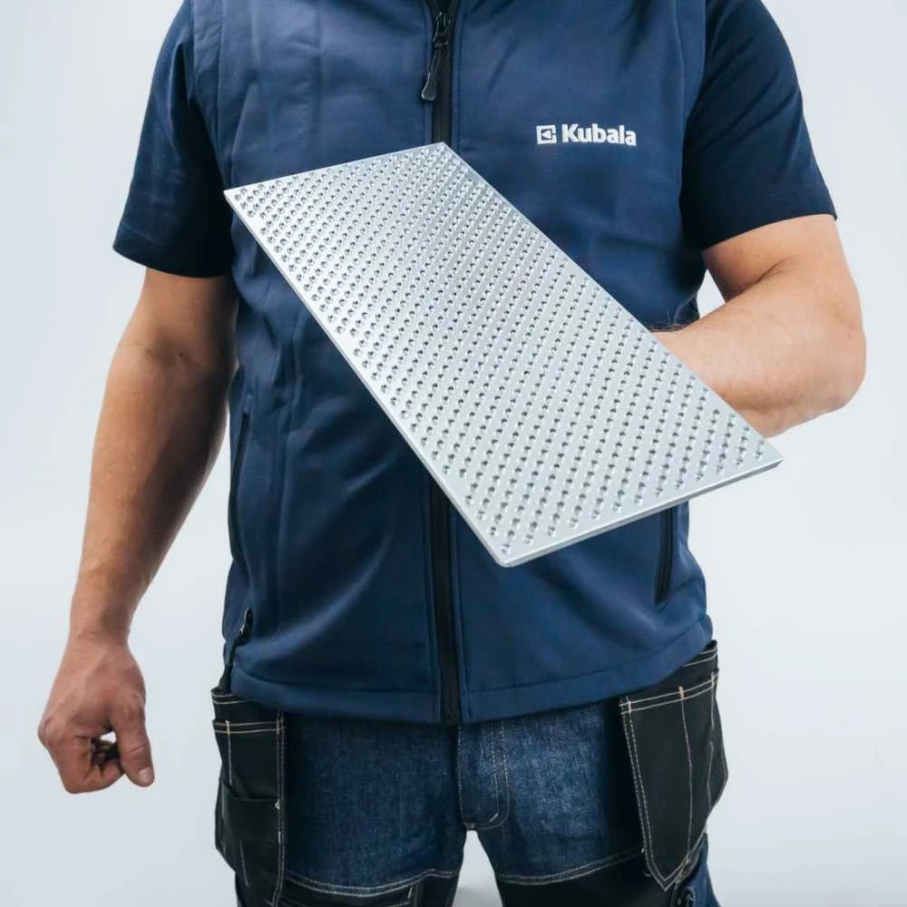 Putų polistirolo perforuota tarka Kubala 160x380 mm.
