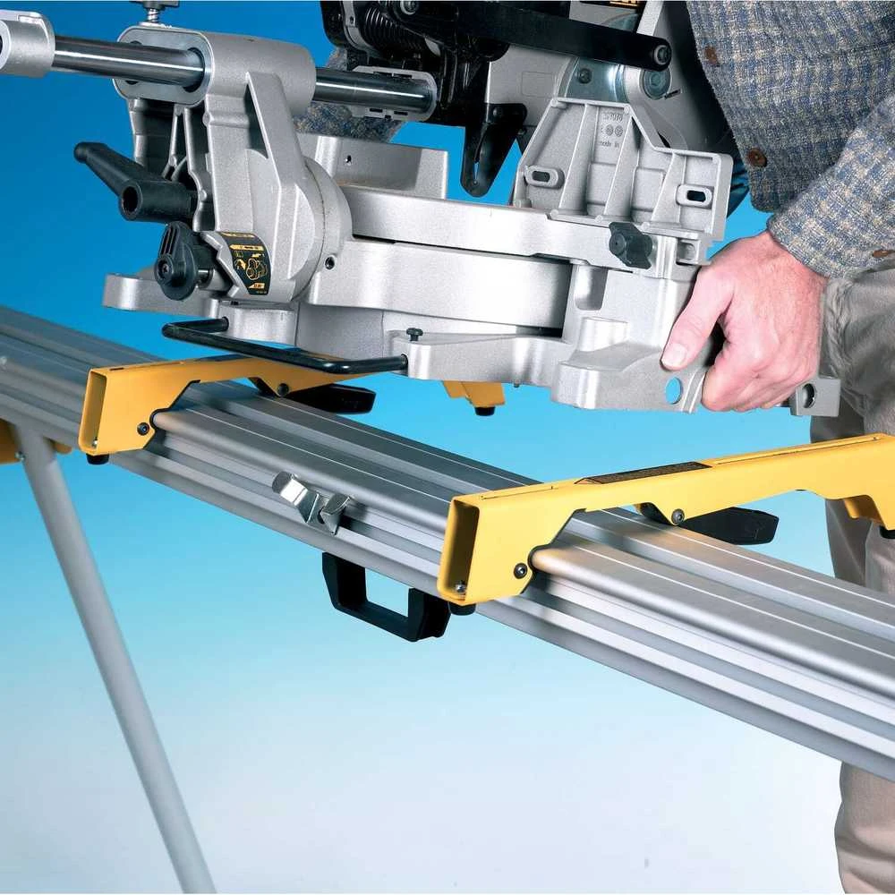 DeWALT Stovas skersinio pjovimo staklėms DE7023