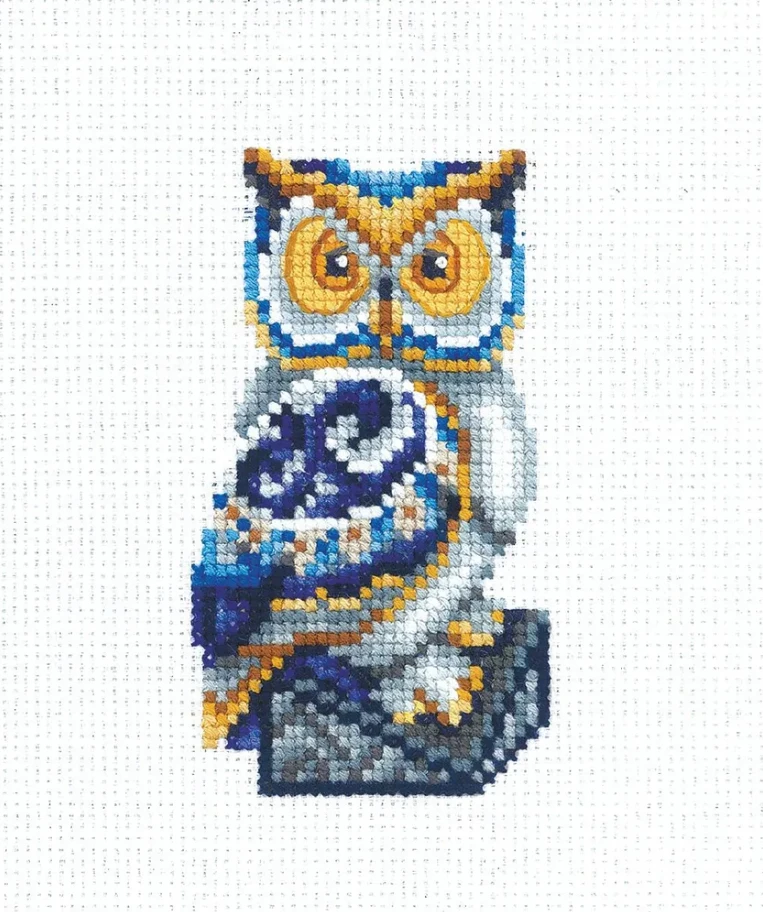 Andriana Beldizart (D) Figurines Owl SANS-30