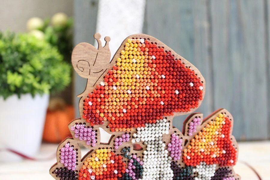 MP Studia Beldizart Siuvinėjimas karoliukais ant medinio pagrindo "Amanita" SO-074