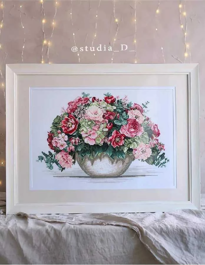 Andriana Beldizart Puokštė su hortenzija SANB-16